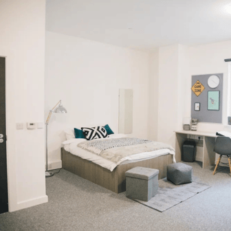 7 Bedroom Apartment - Image 1